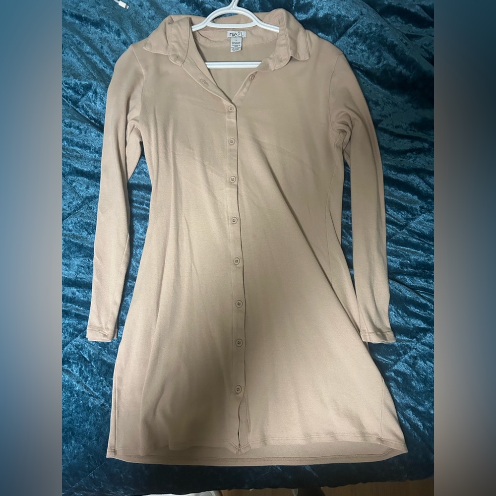 Rue21 Girls Large Button-Up Cream Dress